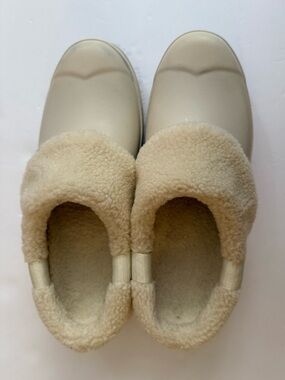 Hunter Play Faux Shearling Cream Waterproof Clogs US 9 UK 7